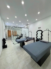 SANG NHƯỢNG SPA ĐANG HOẠT ĐỘNG - PHÚ NHUẬN