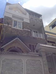[Quận 1] NHÀ DẠNG BIỆT THỰ GIÁ SỐC KHÓ TIN