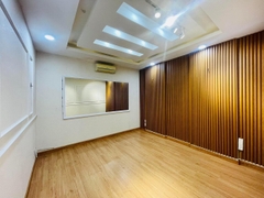 SIÊU PHẨM MẶT TIỀN TRỐNG KINH DOANH [QUẬN 1] CÓ HẦM ĐỂ XE CHỈ 60 TRIỆU/THÁNG