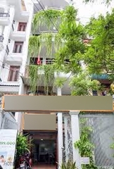 CẦN SANG SPA CAO CẤP MẶT TIỀN ĐƯỜNG TRUNG TÂM [QUẬN 10] CHỈ 800 TRIỆU