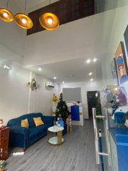 SANG NHƯỢNG SPA MẶT TIỀN [QUẬN 03] SẴN KHÁCH CHỈ 340 TRIỆU