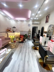 [MẶT TIỀN] SANG NHƯỢNG SPA TẠI QUẬN 4 [HCM] CHỈ 250 TRIỆU