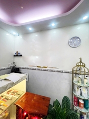 [MẶT TIỀN] SANG NHƯỢNG SPA TẠI QUẬN 4 [HCM] CHỈ 250 TRIỆU