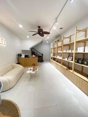 SANG NHƯỢNG SPA TẠI QUẬN PHÚ NHUẬN [HCM] CHỈ 200 TRIỆU (CHƯA BAO GỒM CỌC)
