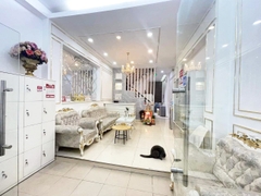 SANG NHƯỢNG SPA TẠI [HẺM XE HƠI] QUẬN 10 [HCM] CHỈ 200 TRIỆU BAO CỌC