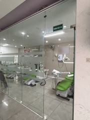 SANG NHƯỢNG NHA KHOA MẶT TIỀN ĐẸP TRUNG TÂM [ĐÀ LẠT] CHỈ 700 TRIỆU BAO CỌC
