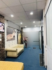 SANG NHƯỢNG THẨM MỸ VIỆN CAO CẤP MẶT TIỀN CITYLAND [GÒ VẤP] CHỈ 400 TRIỆU BAO CỌC