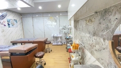 SANG NHƯỢNG THẨM MỸ QUỐC TẾ TẠI [MẶT TIỀN] QUẬN 01 [HCM] CHỈ 400 TRIỆU BAO CỌC