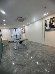 SANG NHƯỢNG VIỆN THẨM MỸ CÔNG NGHỆ CAO [MẶT TIỀN] THÀNH PHỐ [ĐÀ NẴNG] CHỈ 450 TRIỆU