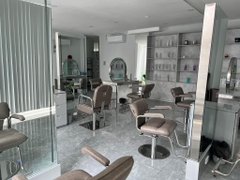 SANG NHƯỢNG HAIR SALON CAO CẤP MẶT TIỀN [QUẬN 03] CHỈ 680 TRIỆU BAO CỌC