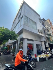 SANG NHƯỢNG HAIR SALON CAO CẤP MẶT TIỀN [QUẬN 03] CHỈ 680 TRIỆU BAO CỌC