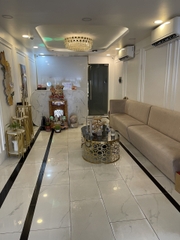 ĐỊNH CƯ NƯỚC NGOÀI - SANG GẤP SPA MẶT TIỀN ĐƯỜNG LỚN [QUẬN 01] CHỈ VỚI 290 TRIỆU BAO CỌC