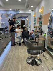 MỞ VIỆN THẨM MỸ NƠI KHÁC - SANG HAIR NAIL SPA NÚP HẺM KHU SẦM UẤT NHẤT NHÌ BÌNH THẠNH CHỈ 500 TRIỆU BAO CỌC