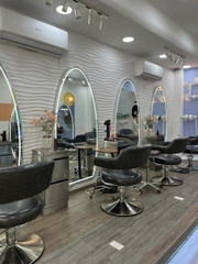 MỞ VIỆN THẨM MỸ NƠI KHÁC - SANG HAIR NAIL SPA NÚP HẺM KHU SẦM UẤT NHẤT NHÌ BÌNH THẠNH CHỈ 500 TRIỆU BAO CỌC