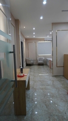 CHUYỂN ĐỊA ĐIỂM KINH DOANH - SANG CƠ SỞ THẨM MỸ (MẶT TIỀN) ĐƯỜNG LỚN QUẬN 04 CHỈ 880 TRIỆU BAO CỌC NHÀ VÀ CỌC BÁC SĨ (CÓ THƯƠNG LƯỢNG)