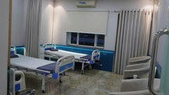 CHUYỂN ĐỊA ĐIỂM KINH DOANH - SANG CƠ SỞ THẨM MỸ (MẶT TIỀN) ĐƯỜNG LỚN QUẬN 04 CHỈ 880 TRIỆU BAO CỌC NHÀ VÀ CỌC BÁC SĨ (CÓ THƯƠNG LƯỢNG)