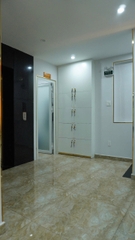 CHUYỂN ĐỊA ĐIỂM KINH DOANH - SANG CƠ SỞ THẨM MỸ (MẶT TIỀN) ĐƯỜNG LỚN QUẬN 04 CHỈ 880 TRIỆU BAO CỌC NHÀ VÀ CỌC BÁC SĨ (CÓ THƯƠNG LƯỢNG)