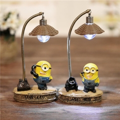 ĐÈN ĐỂ BÀN MINION