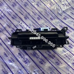 Cửa gió điều hòa vế trái Hyundai Custin 97490O3000UAY