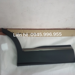 Nẹp cánh cửa sau phụ Hyundai Snatafe 2019 87732S1300