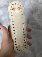 Tấm đế da pu đục lỗ 5x18cm (30k/tấm)