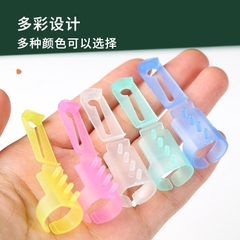 Nhẫn nhựa kéo sợi giao màu ngẫu nhiên