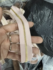 Dây kéo mét răng 3( chưa gồm đầu và chặn kéo)