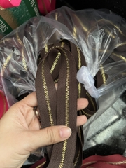 Dây kéo mét răng 3( chưa gồm đầu và chặn kéo)