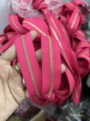 Dây kéo mét răng 3( chưa gồm đầu và chặn kéo)