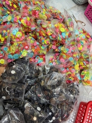 Set 150gram nút nhựa tròn mix màu và size ngẫu nhiên (khoảng 300 nút)