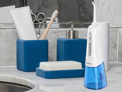 Máy tăm nước cầm tay WaterSmile WS-136