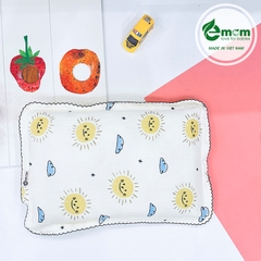 Gối bông vuông muslin EMOM thêu viền