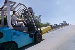Xe Nâng Điện 2.0 - 2.5 tấn hiệu KION BAOLI KBE20/25