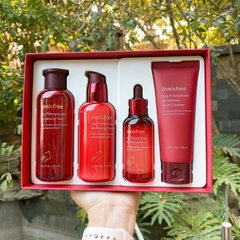 Set Innisfree Jeju Pomegranate Revitalizing Special 4 Món