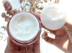 Kem Dưỡng AHC Capture White Solution Max Cream 50ml (Hồng)