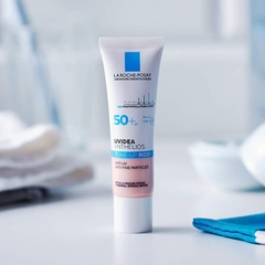 Kem Chống Nắng Nâng Tone La Roche-Posay Uvidea Anthelios Tone-Up Rosy SPF50 +30ml