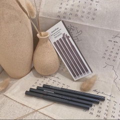 Chì Mày Innisfree Auto Eyebrow Pencil (Vỏ Đen) #05