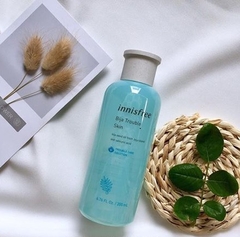 Nước Cân Bằng Innisfree Bija Trouble Skin 200ml
