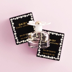 Nước Hoa Marc Jacobs Daisy EDT 4ml