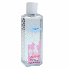 Xịt Thơm Cơ Thể Body Mist Victoria's Secret - Tease Dreamer Fragrance Mist 250ml (Chai Vuông)