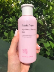 Nước Cân Bằng Innisfree Jeju Cherry Blossom Skin 200ml