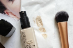 Kem Nền Catrice All Matt Plus Shine Control 18h 30ml #010 Light Beige