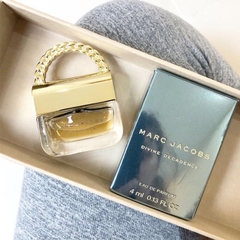 Nước Hoa Mini MARC JACOBS Divine Decadence EDP 4ml