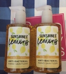 Gel Rửa Tay Khô Bath & Body Work Anti-Bacterial Hand Sanitizer #Lemons 225ML