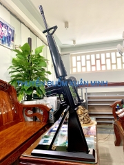 Mô Hình Súng Trường M16 (Sơn Đen) Tỷ Lệ 1:1 | Gỗ Căm Xe | Dài 100cm
