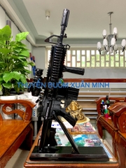 Mô Hình Súng Trường M4 Carbine (Sơn Đen) Tỷ Lệ 1:1 | Gỗ Căm Xe | Dài 75cm