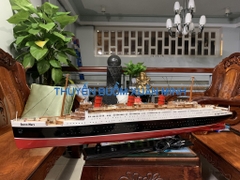 Mô Hình Du Thuyền Đại Dương QUEEN MARRY 1 (Đèn LED Màu) - Sang Trọng Tinh Tế | Gỗ Tự Nhiên | Thân 100cm