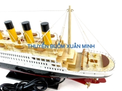 Mô Hình Tàu Thuỷ RMS Titanic - Tàu Titanic mô hình - Gỗ Tự Nhiên- Dài 40cm - Đèn LED Màu