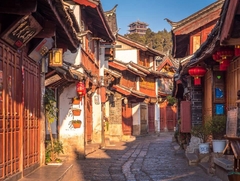 TOUR HÀ KHẨU - CÔN MINH - LỆ GIANG – HƯƠNG CÁCH LÝ LẠP (SHANGRILA) – THÀNH CỔ ÁNH TRĂNG  6 NGÀY 5 ĐÊM
