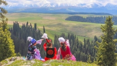 TOUR DU LỊCH BẮC TÂN CƯƠNG 10 NGÀY 9 ĐÊM TỪ HÀ NỘI: URUMQI – KANAS – HEMU – YINING – THẢO NGUYÊN NALATI